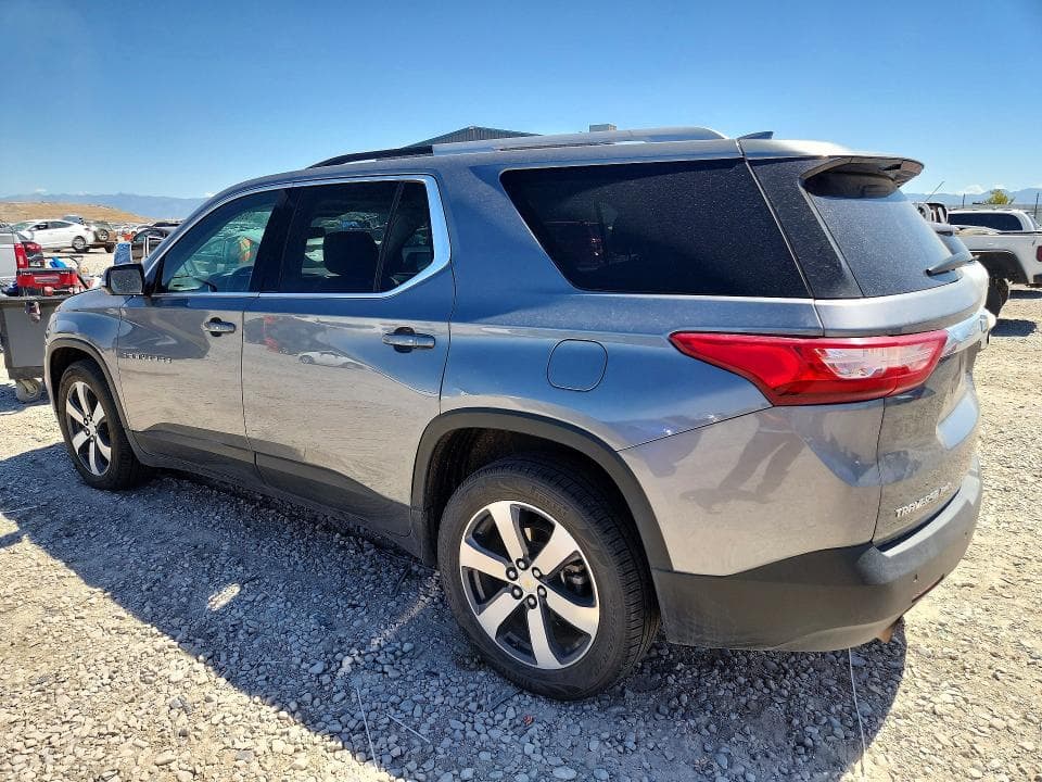 2018 CHEVROLET TRAVERSE LT 2