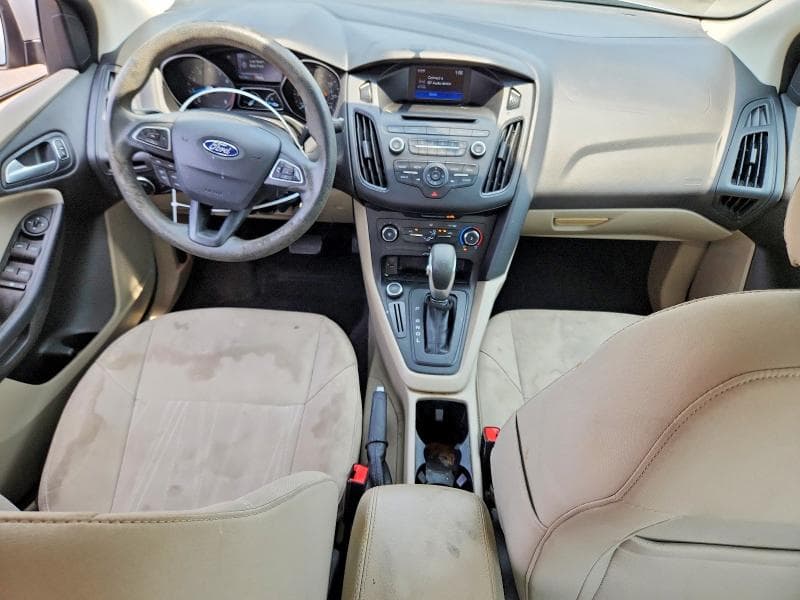 2017 FORD FOCUS SE 8