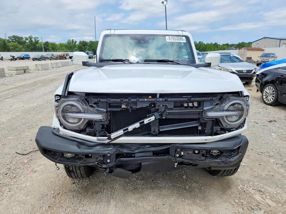 2025 FORD BRONCO OUTER BANKS 5