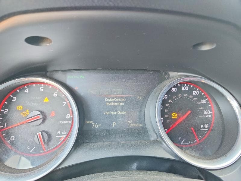 2018 TOYOTA CAMRY XSE 9