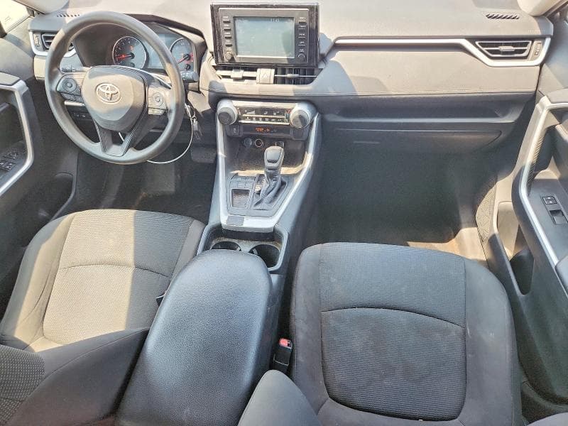 2019 TOYOTA RAV4 LE 8