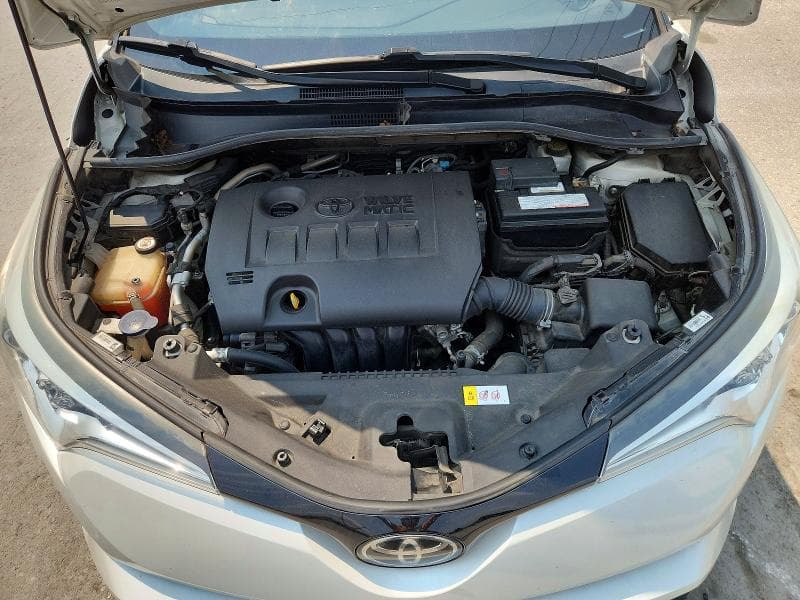 2018 TOYOTA C-HR XLE PREMIUM 11