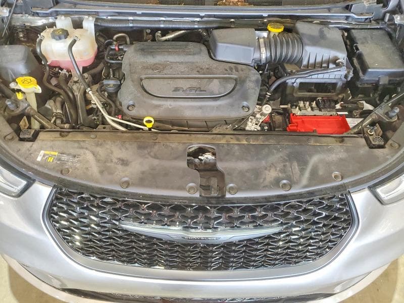 2021 CHRYSLER PACIFICA TOURING 12