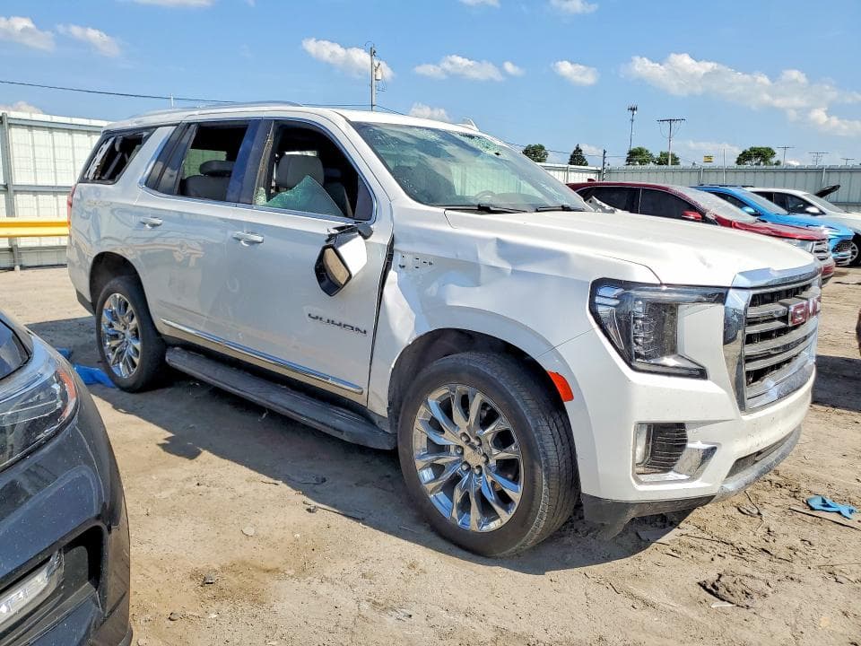 2022 GMC YUKON SLT 4