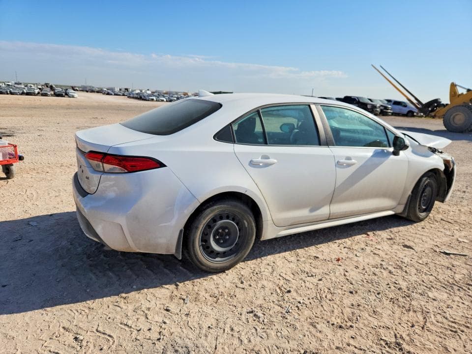 2022 TOYOTA COROLLA LE 3