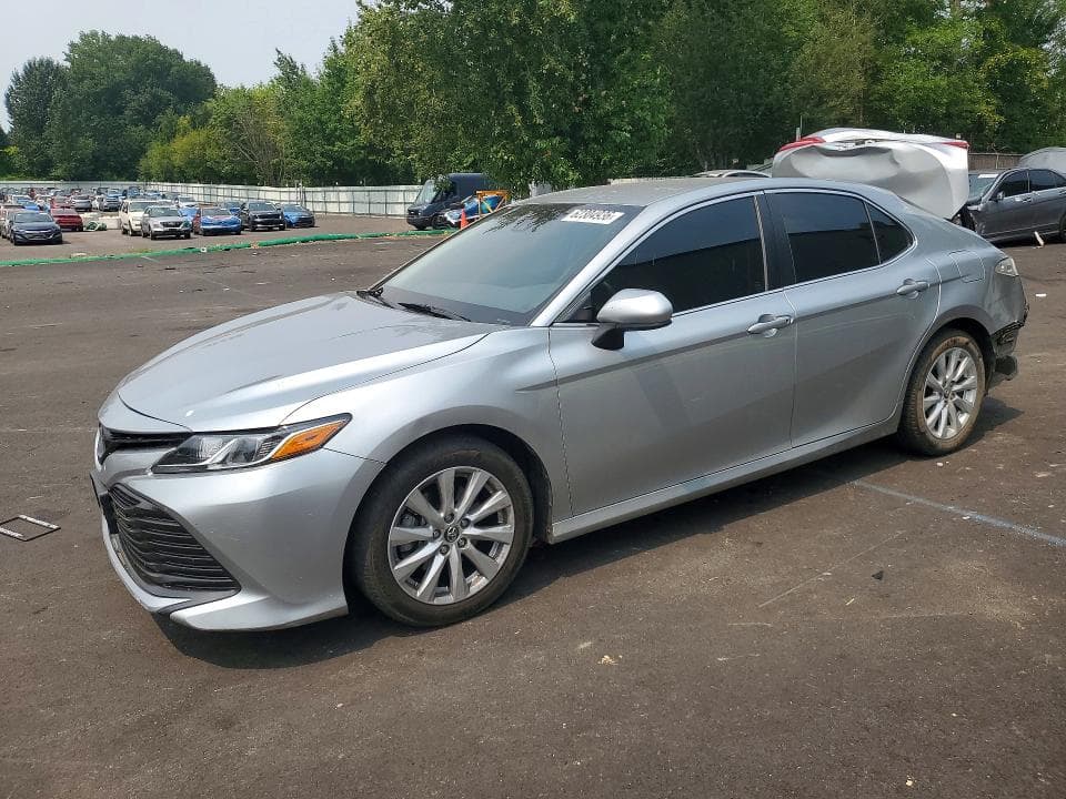 2018 TOYOTA CAMRY LE - 1