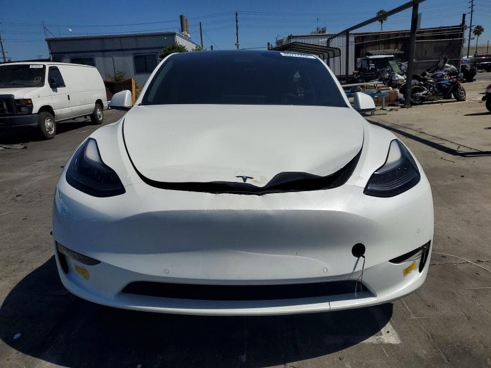 2022 TESLA MODEL Y 5