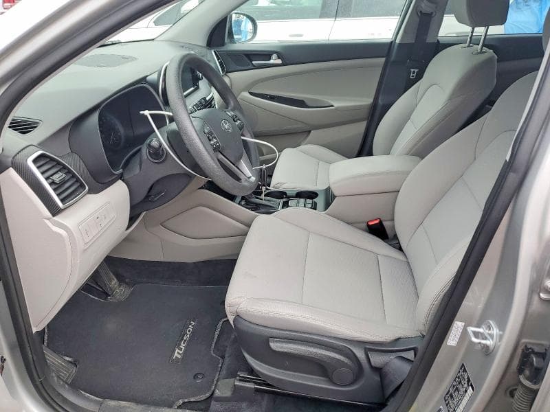 2020 HYUNDAI TUCSON SE 7
