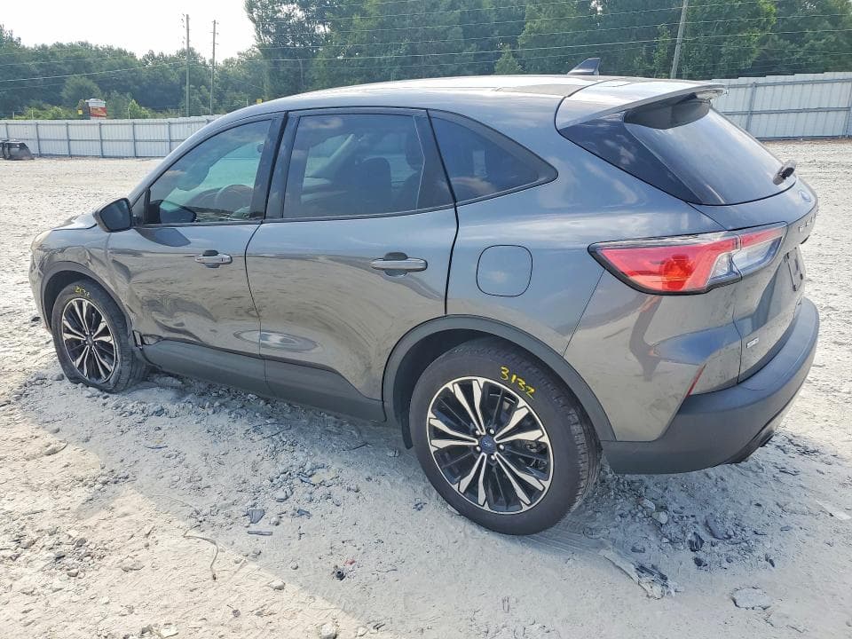 2022 FORD ESCAPE SE 2