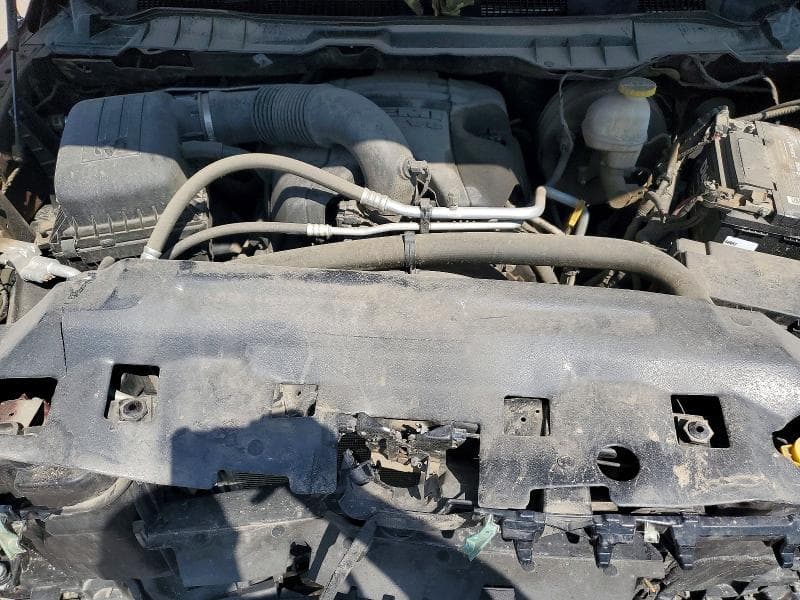 2019 RAM 1500 CLASSIC SLT 11
