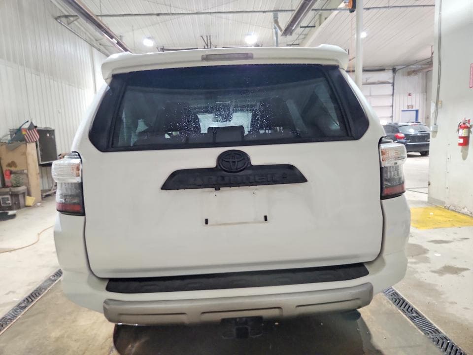 2024 TOYOTA 4RUNNER TRD OFF-ROAD PREMIUM 6