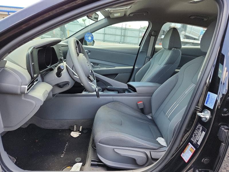2023 HYUNDAI ELANTRA SEL 7
