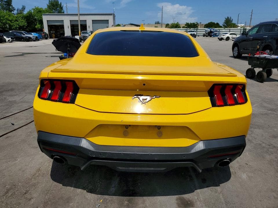 2024 FORD MUSTANG 6