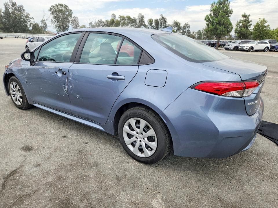 2022 TOYOTA COROLLA LE 2