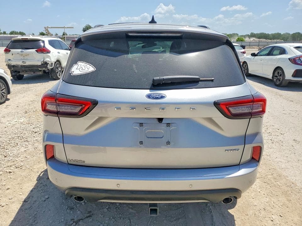 2024 FORD ESCAPE ST LINE 6