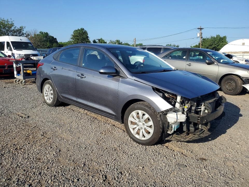 2019 HYUNDAI ACCENT SE 4