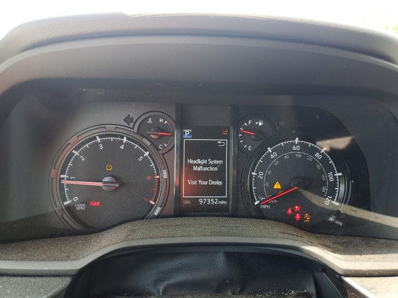2021 TOYOTA 4RUNNER SR5 9
