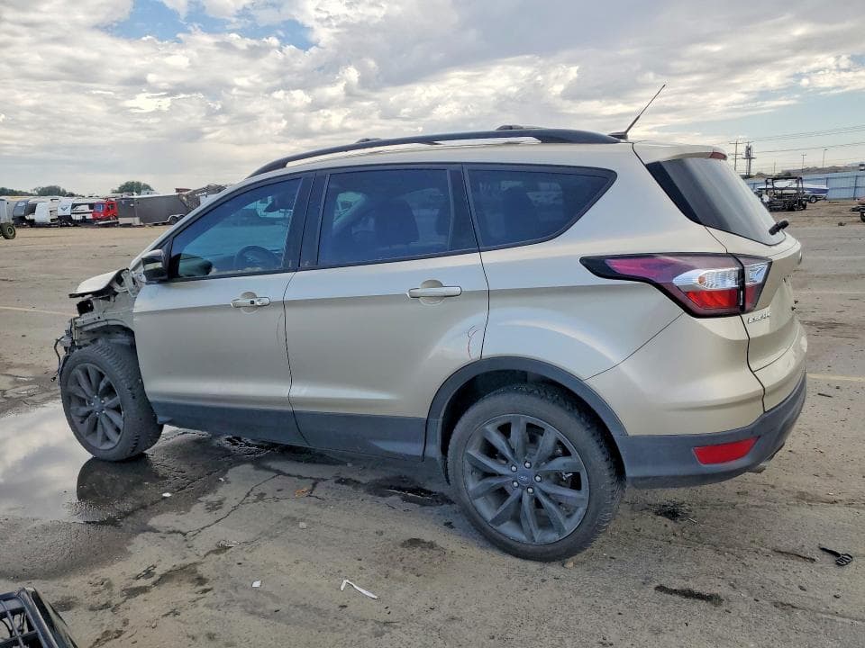 2017 FORD ESCAPE TITANIUM 2