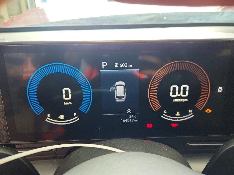 2024 HYUNDAI KONA 9