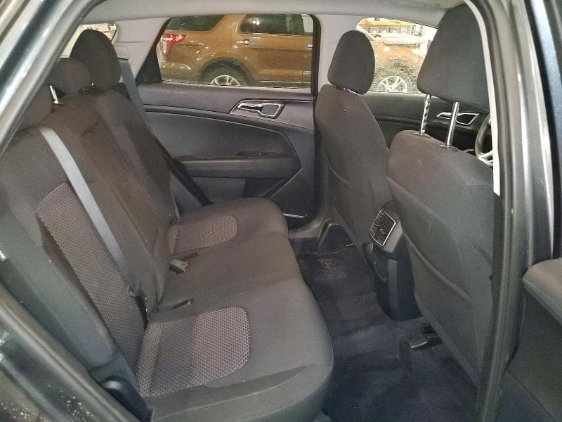 2025 KIA SPORTAGE LX 11