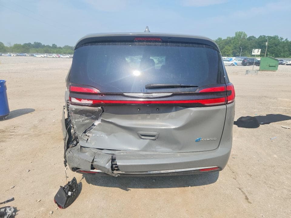 2022 CHRYSLER PACIFICA HYBRID TOURING L 6