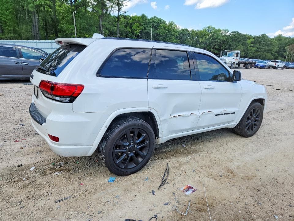 2018 JEEP GRAND CHEROKEE LAREDO 3