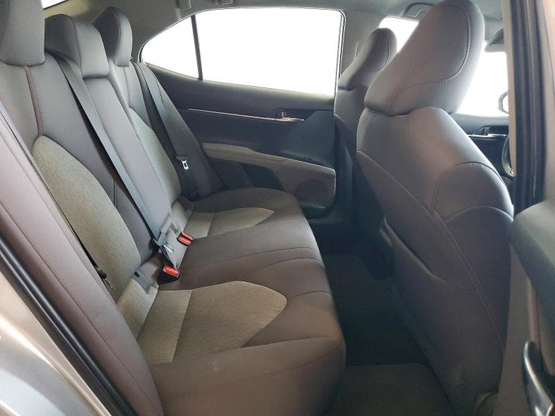 2019 TOYOTA CAMRY LE 10