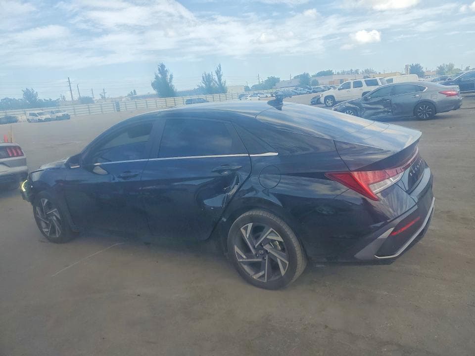2024 HYUNDAI ELANTRA SEL 2