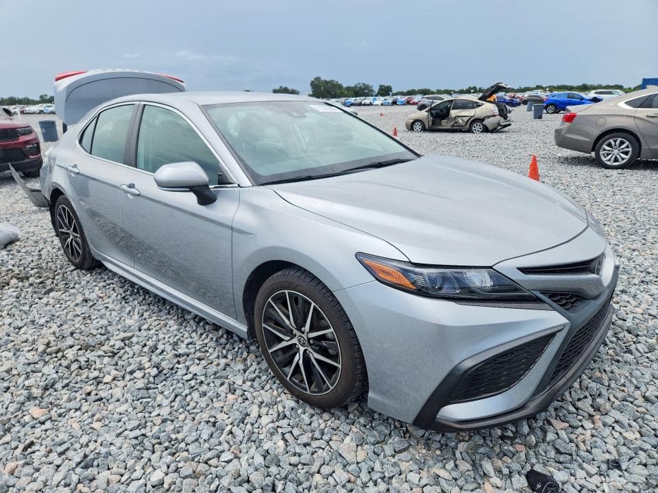 2023 TOYOTA CAMRY SE 4