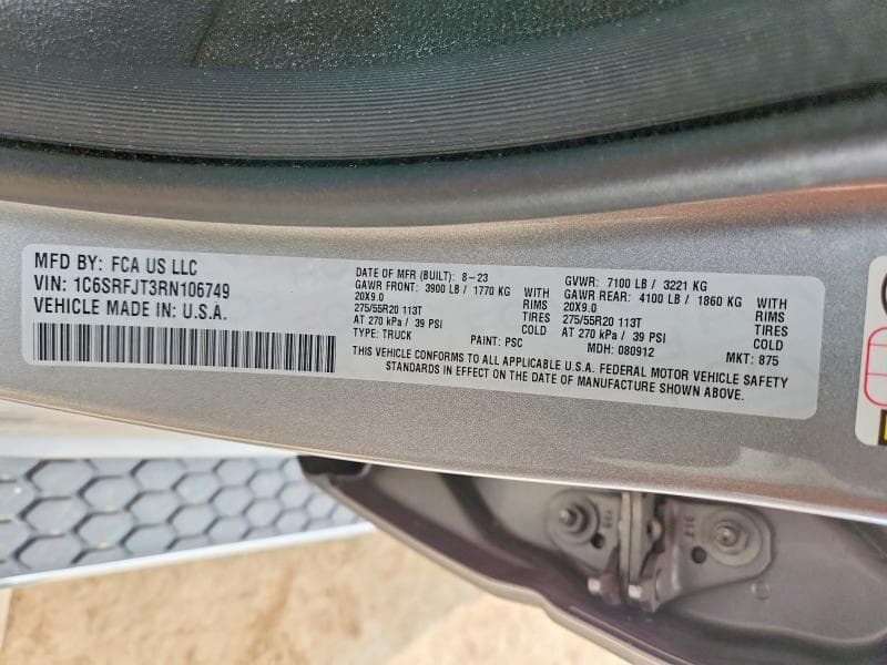 2024 RAM 1500 LARAMIE 12