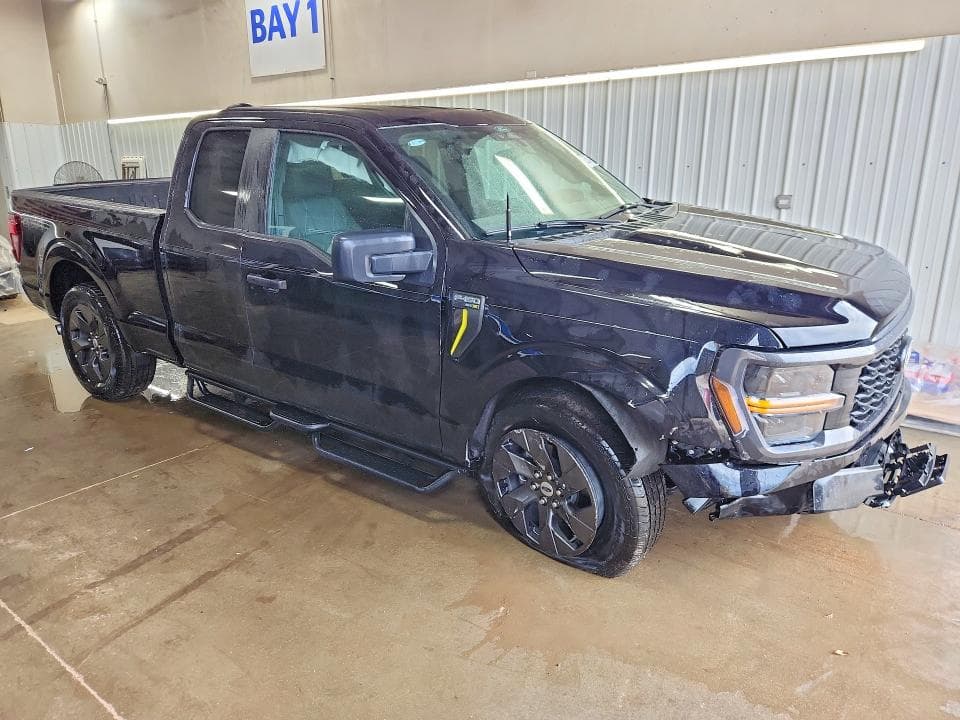 2025 FORD F150 STX 4