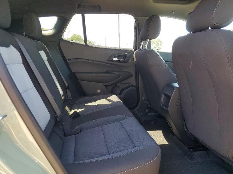 2024 CHEVROLET TRAX 1RS 11