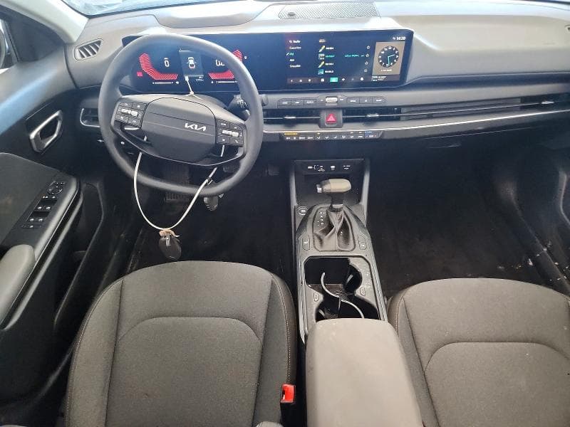 2025 KIA K4 LX 8
