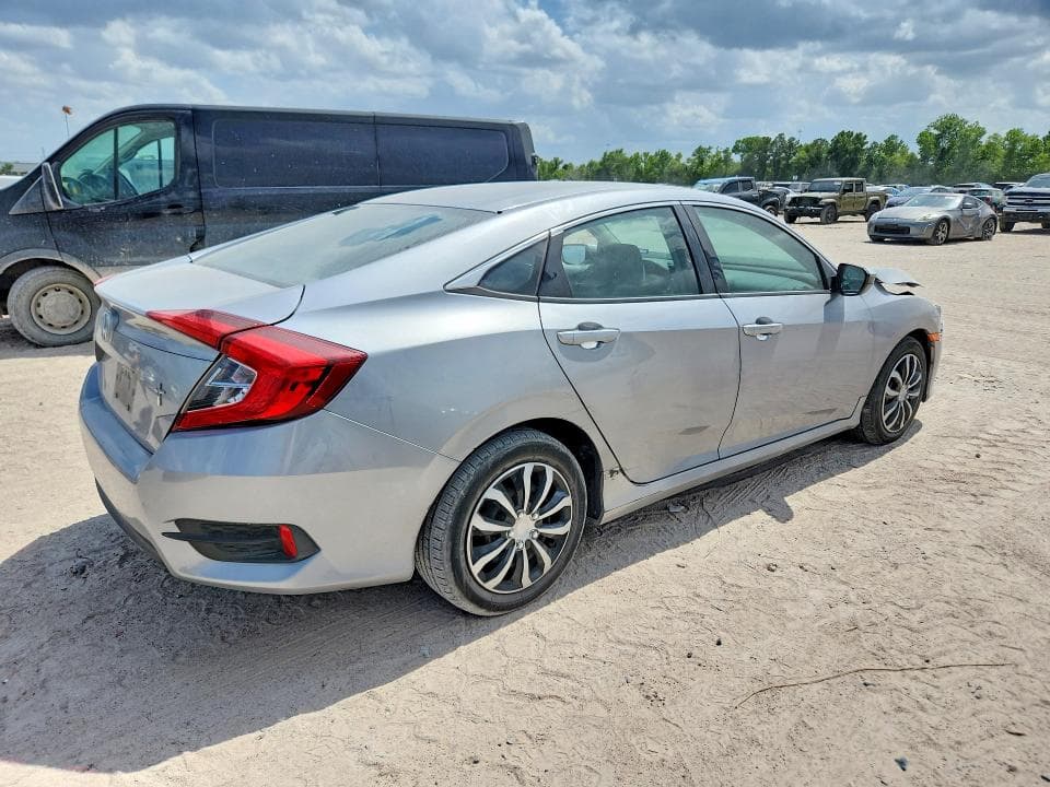 2018 HONDA CIVIC LX 3