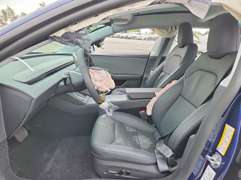 2026 TESLA MODEL 3 7