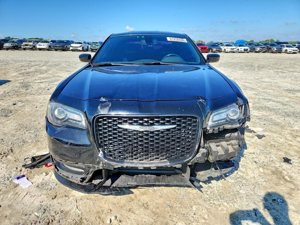 2017 CHRYSLER 300 S 5