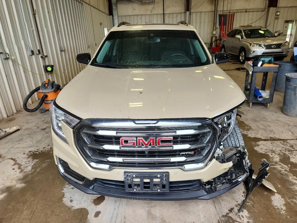 2023 GMC TERRAIN AT4 5