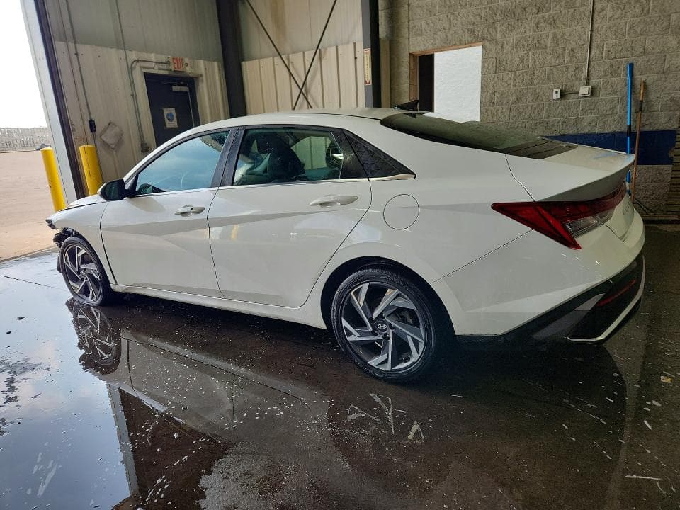 2025 HYUNDAI ELANTRA SEL 2