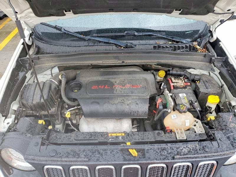 2018 JEEP RENEGADE 11