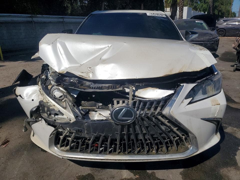 2023 LEXUS ES 300H BASE 5