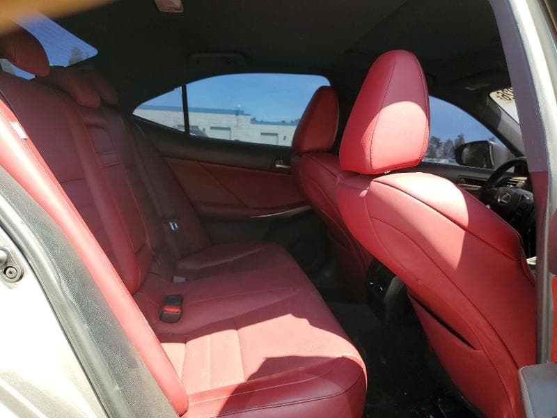 2018 LEXUS IS 300 10