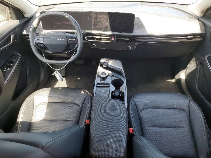 2025 KIA EV6 WIND 8