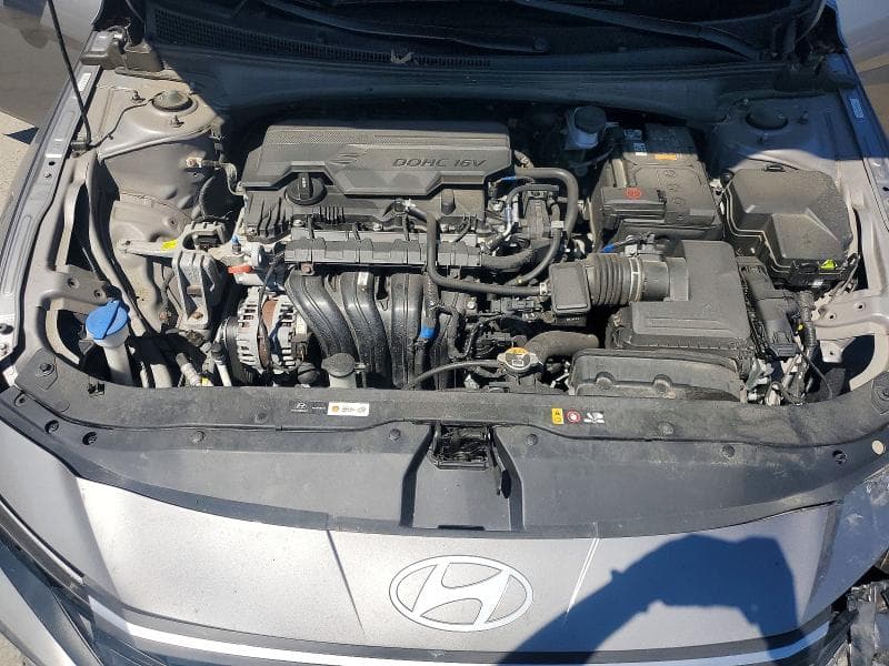 2024 HYUNDAI ELANTRA SE 11