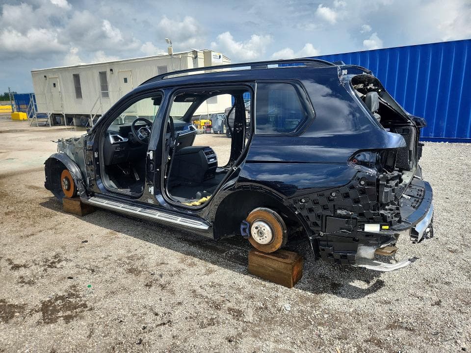 2026 BMW X7 XDRIVE40I 2