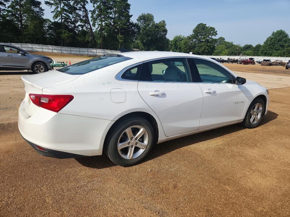 2023 CHEVROLET MALIBU LS 3