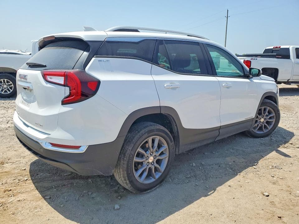 2024 GMC TERRAIN SLT 3