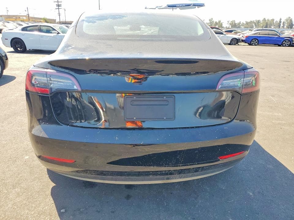 2022 TESLA MODEL 3 6