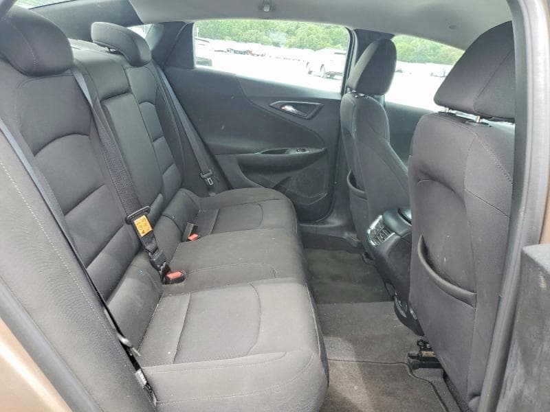 2018 CHEVROLET MALIBU LT 10