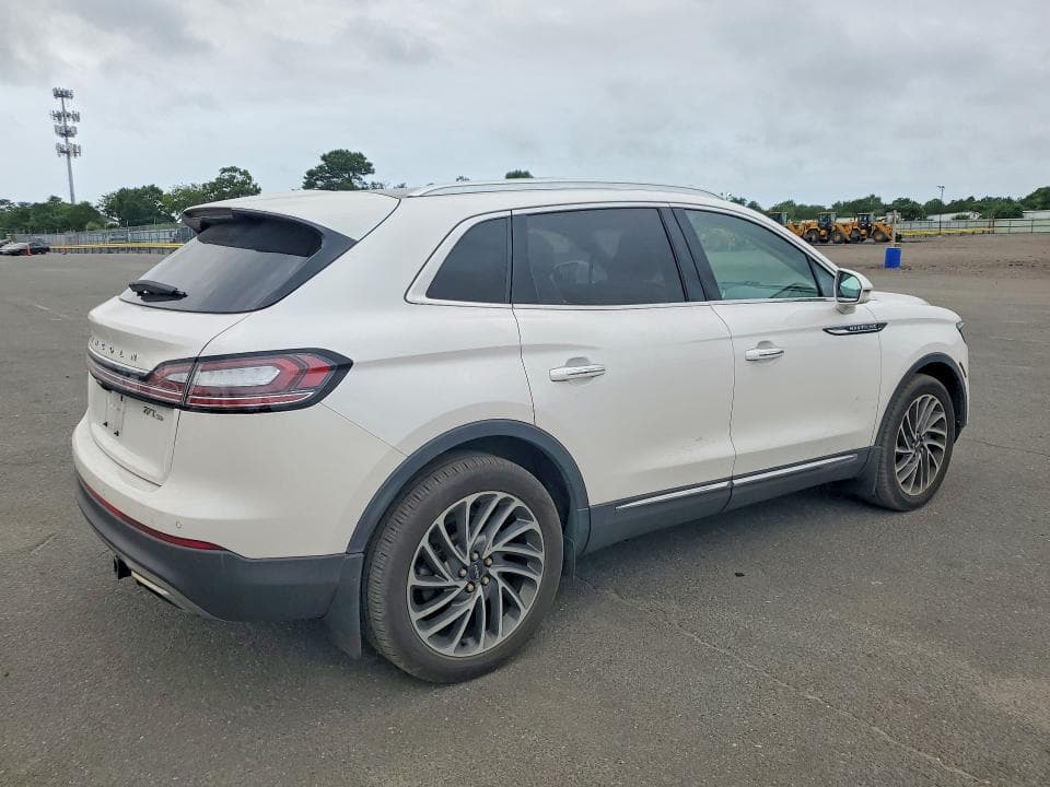 2019 LINCOLN NAUTILUS RESERVE 3