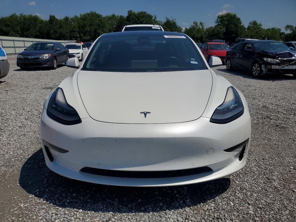 2018 TESLA MODEL 3 5